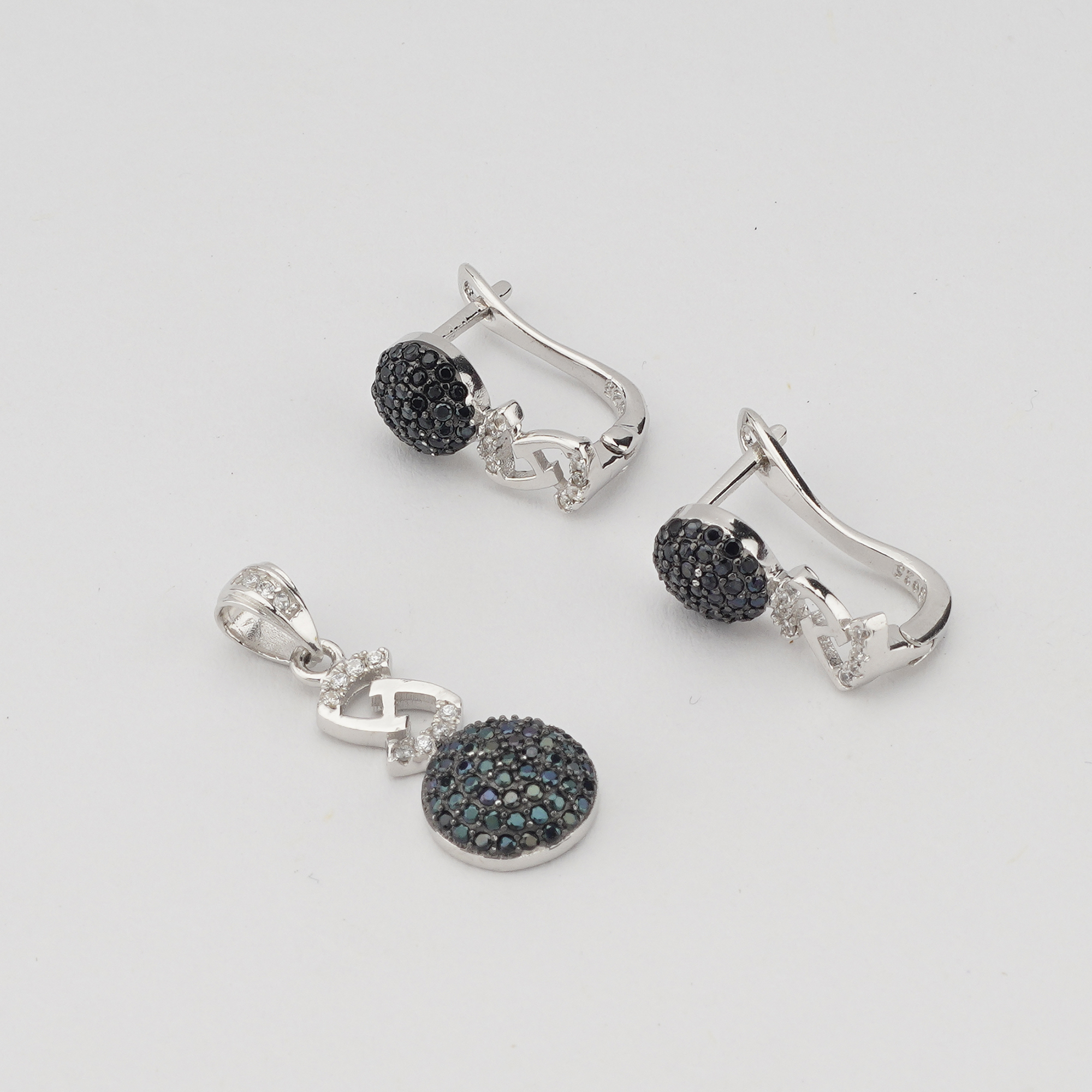 925 Sterling Silver Black Stone Infinity Drop Pendant Set Rhodium Finish Jewellery