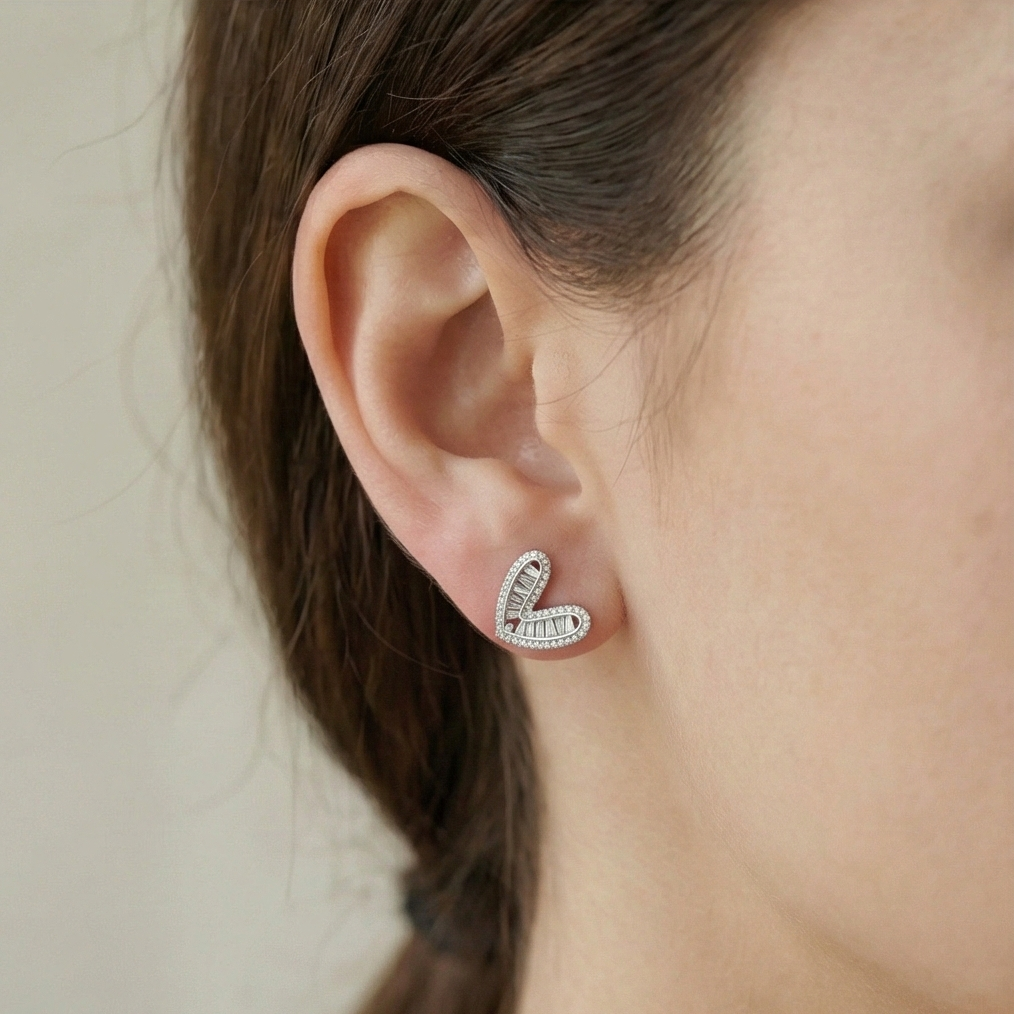 925 Sterling Silver Baguette Accent Heart Stud Earrings Contemporary Jewellery