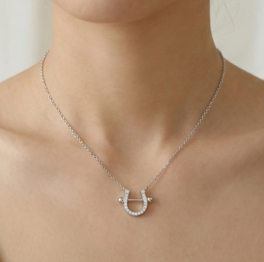 925 Sterling Silver Pave Set Horseshoe Pendant Necklace Jewellery