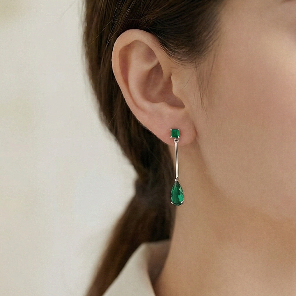 925 Sterling Silver Emerald Green Pear Drop Earrings High Polish Jewellery for Women