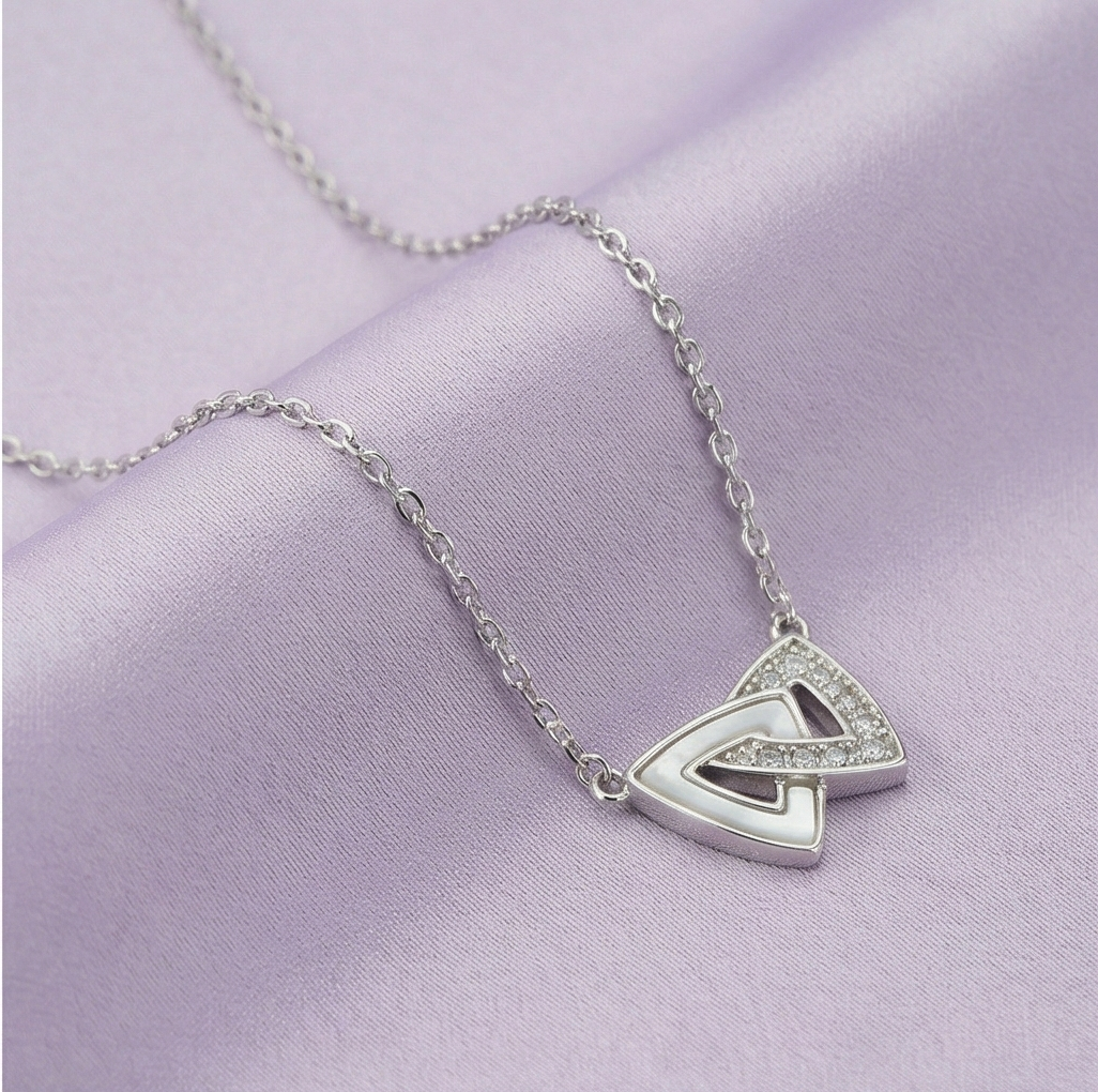 925 Sterling Silver Interlocking Triangle Geometric Necklace Jewellery for Women