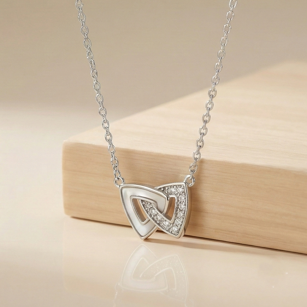 925 Sterling Silver Interlocking Triangle Geometric Necklace Jewellery for Women