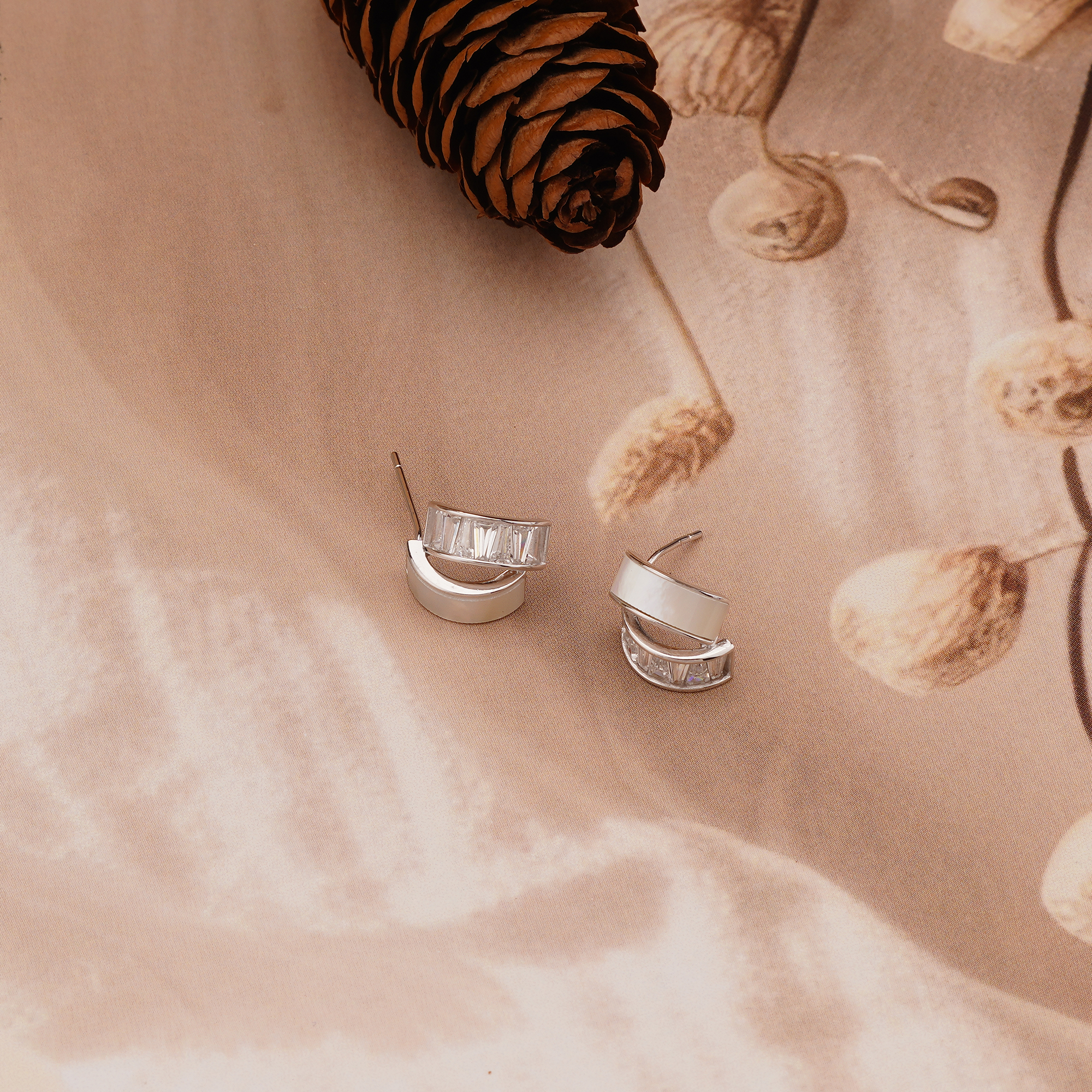 925 Sterling Silver Split Design Stud Earrings Mother of Pearl Inlay Rhodium Plated Jewellery