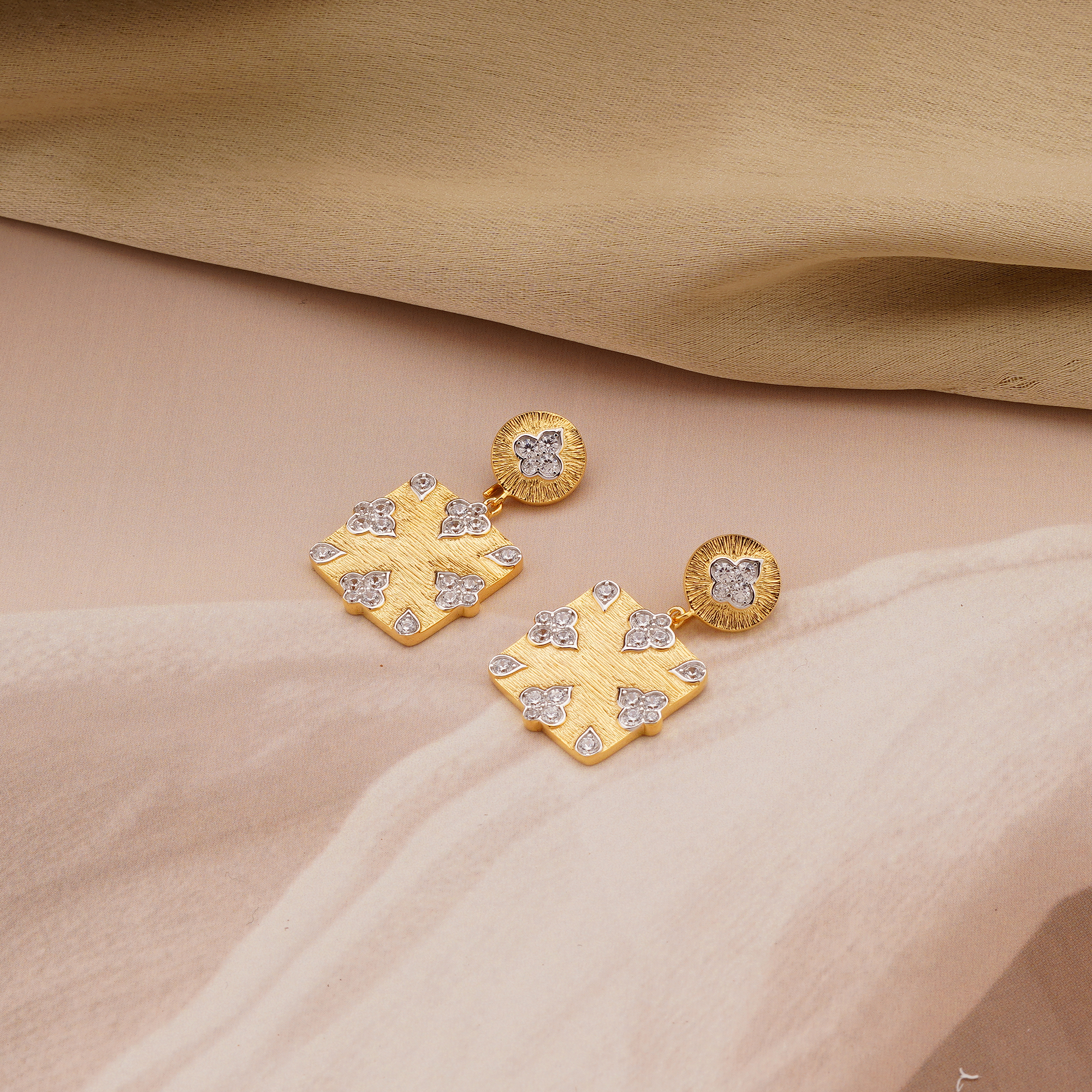 925 Sterling Silver Square Drop Earrings Gold Plated Floral Motif Jewellery