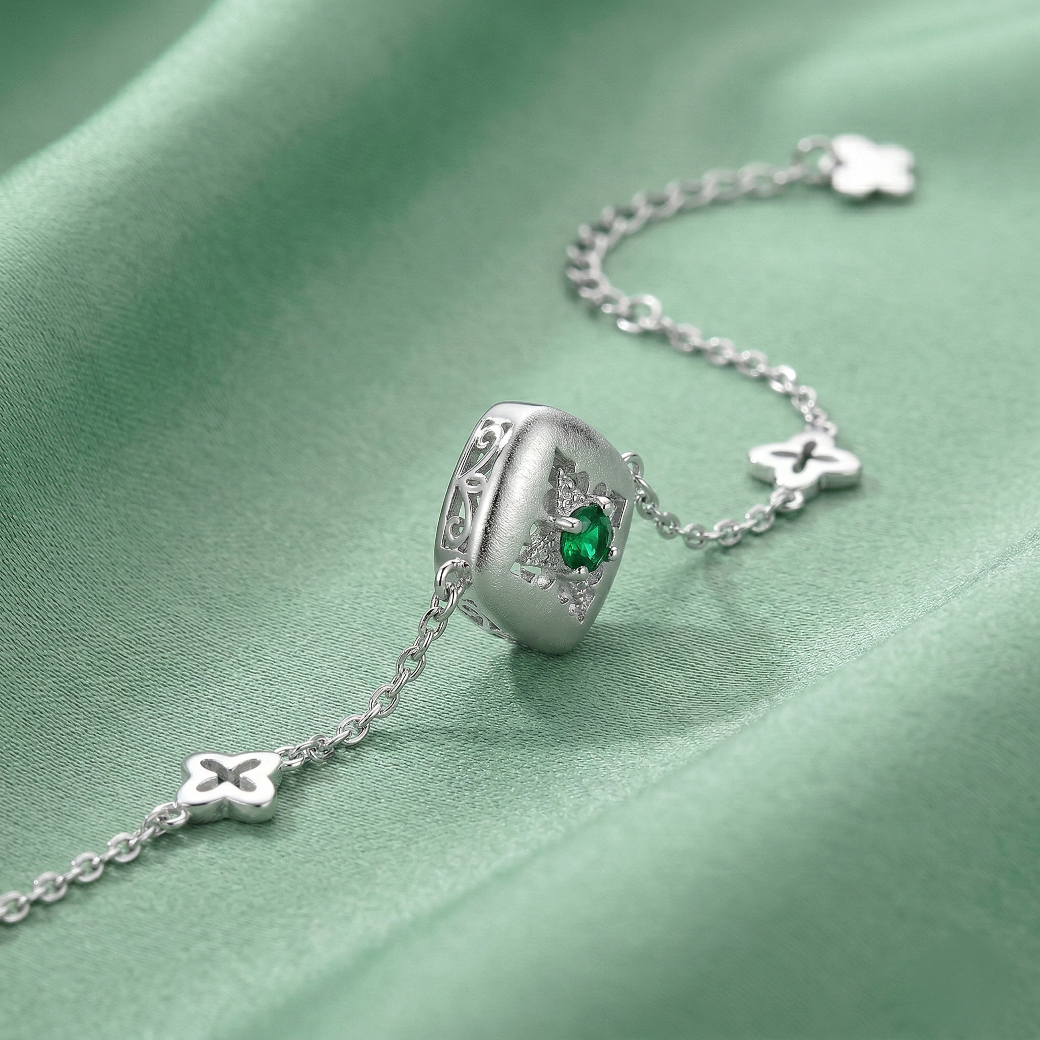 LUXE 925 Sterling Silver Geometric Emerald Green Centerpiece Chain Bracelet Jewellery for Women