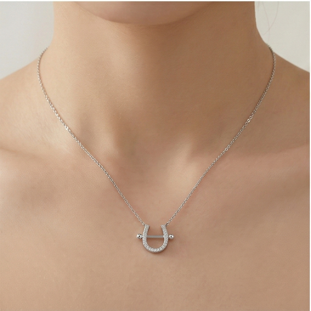 LUXE 925 Sterling Silver Lucky Horseshoe Pendant Necklace High Polish Finish Everyday Jewellery
