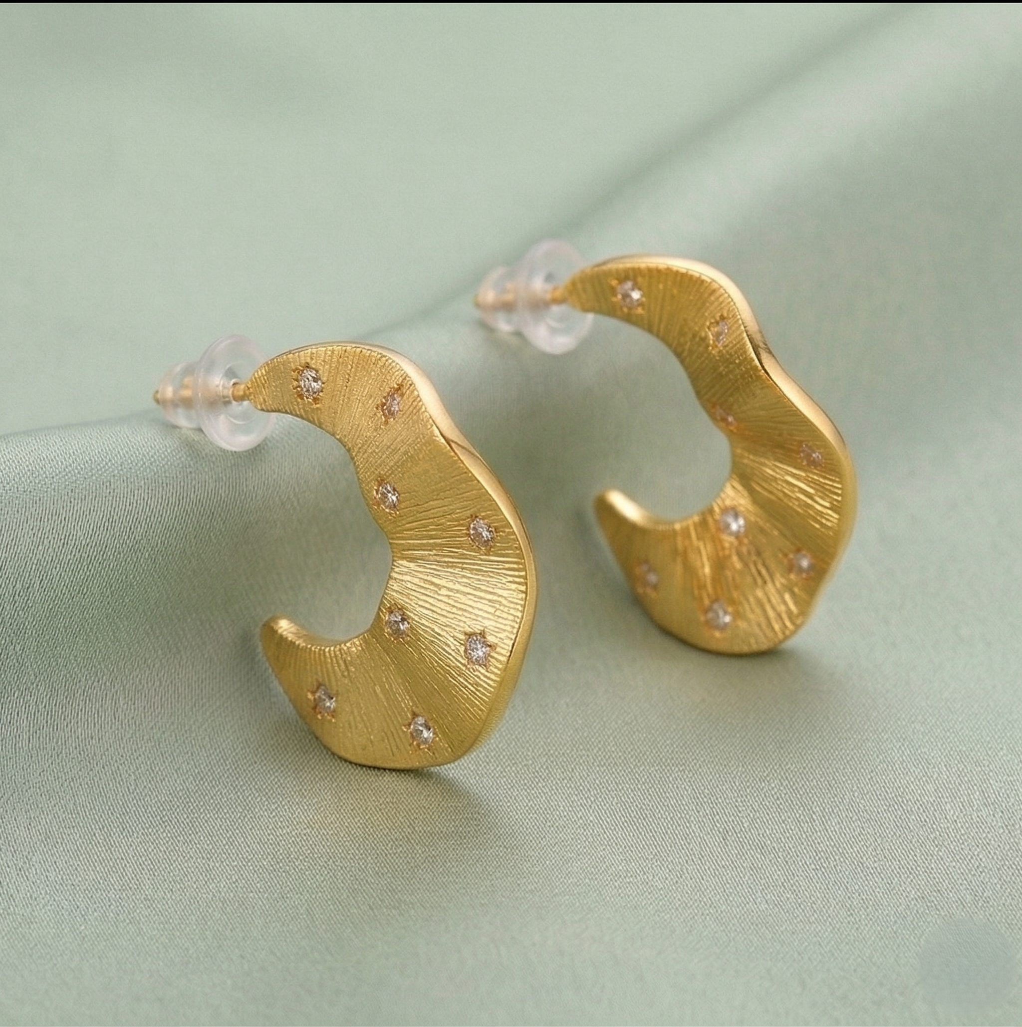 LUXE 925 Sterling Silver Gold Plated Textured Crescent Moon Earrings Bohemian Jewellery