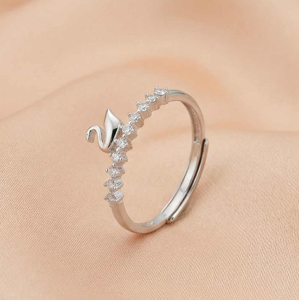 925 Sterling Silver Elegant Swan Motif Adjustable Ring Jewellery for Women