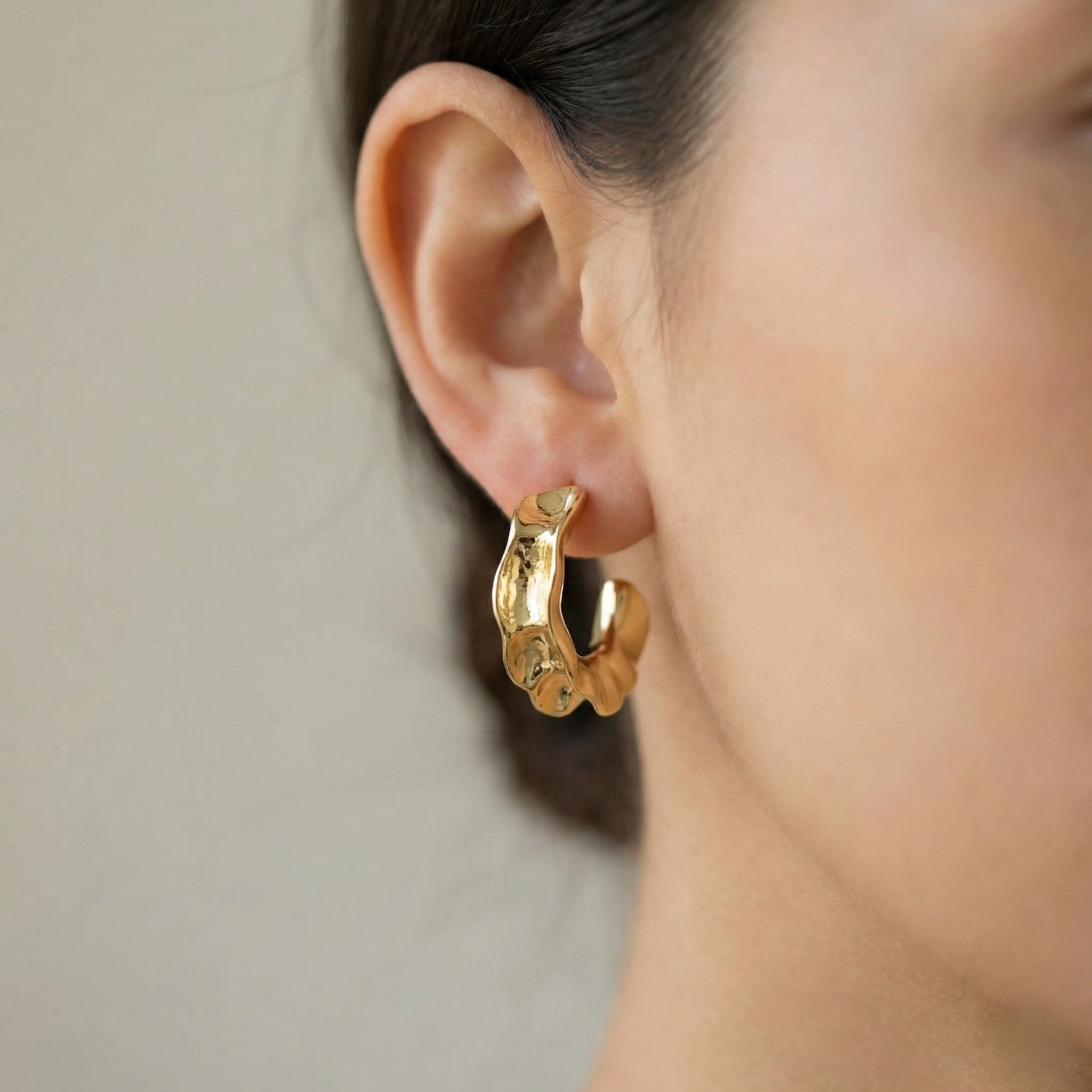 925 Sterling Silver Molten Wave Hoop Earrings in Gold Finish Women's Jewellery