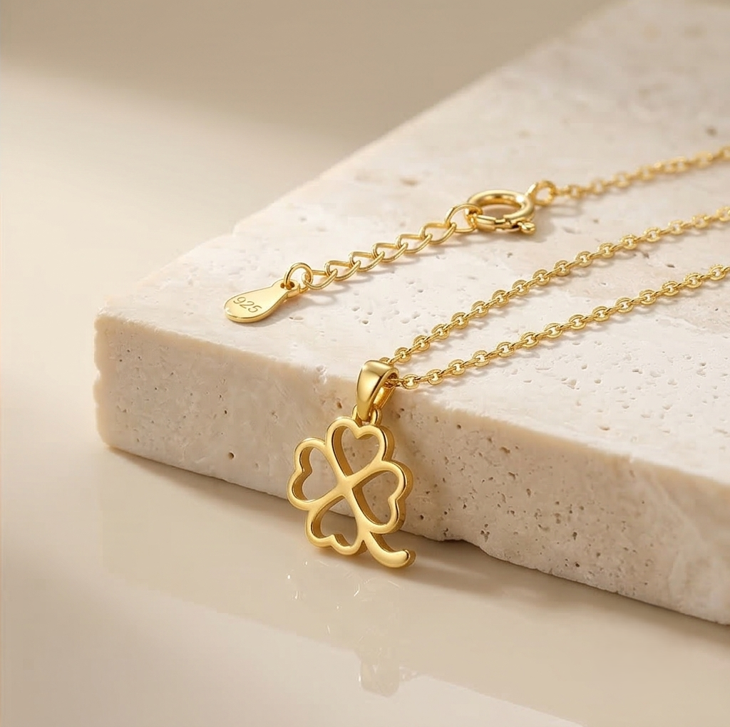 925 Sterling Silver Gold Plated Four Leaf Clover Pendant Necklace Jewellery for Women