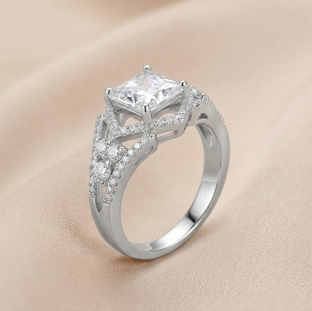 925 Sterling Silver Princess Cut Halo Ring High Polish Rhodium Finish Statement Jewellery for Women - Size 8