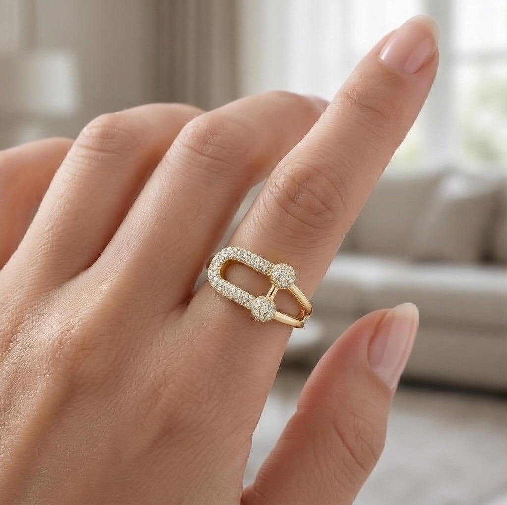 925 Sterling Silver U-Link Statement Ring with Yellow Gold Finish Contemporary Women's Jewellery - Size 9