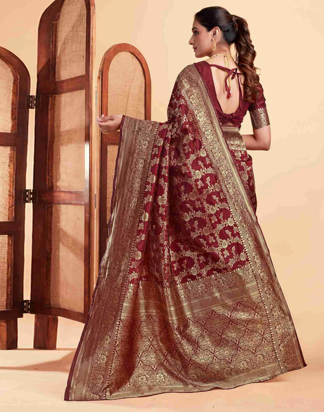 AXONIT Women's Silk Blend Banarasi Jacquard Floral