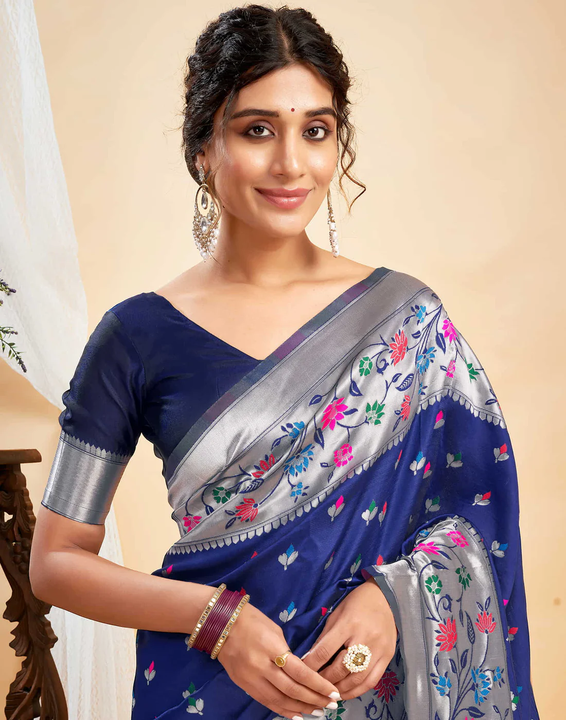 AXONIT Women's Silk Blend Banarasi Jacquard Multicolor Floral