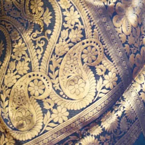 AXONIT Women's Silk Blend Banarasi Jacquard Floral & Paisley Design Saree with Unstitched Blouse Piece