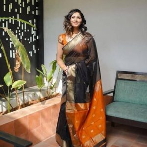 AXONIT Women's Cotton Saree with Zari Motifs & Dual Tone Finish with Unstitched Blouse Piece