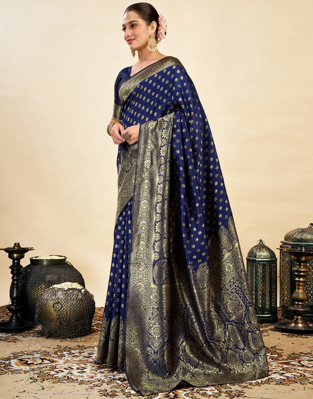 AXONIT Women's Silk Blend Banarasi Jacquard Classic Motif Design Saree with Unstitched Blouse Piece