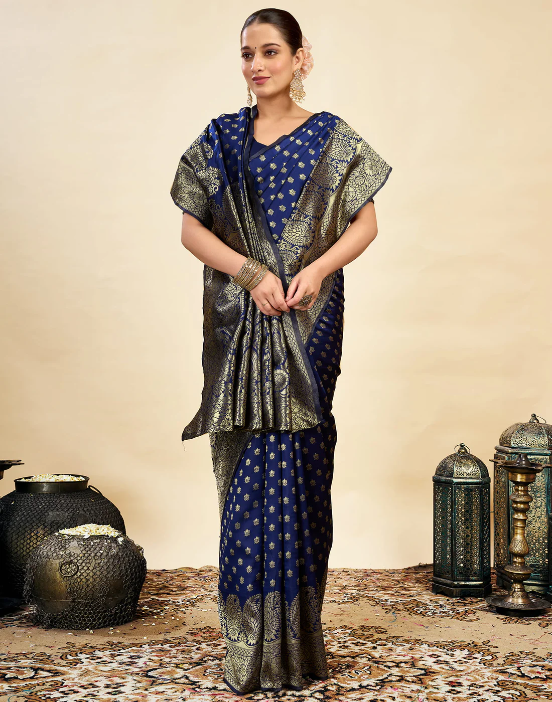 AXONIT Women's Silk Blend Banarasi Jacquard Classic Motif Design Saree with Unstitched Blouse Piece