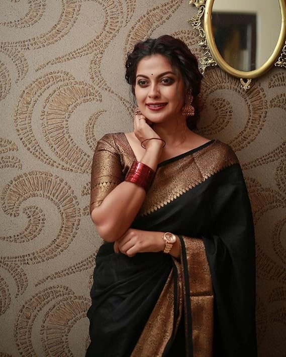 AXONIT Women's Premium Jacquard Silk Saree with Floral Brocade Border & Pallu Design with Unstitched Blouse Piece